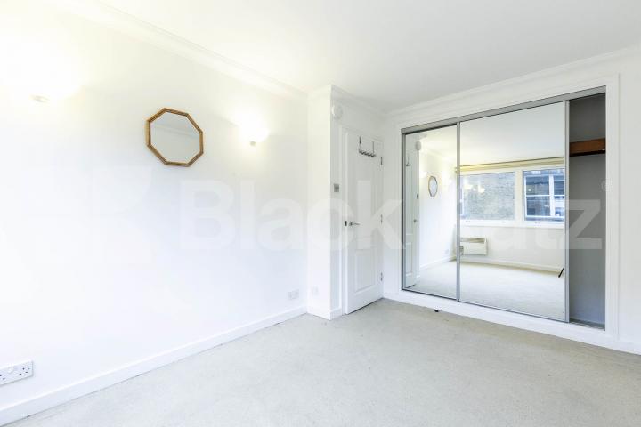 Spacious one double bedroom property set in an amazing location Fitzroy Street, Fitzrovia